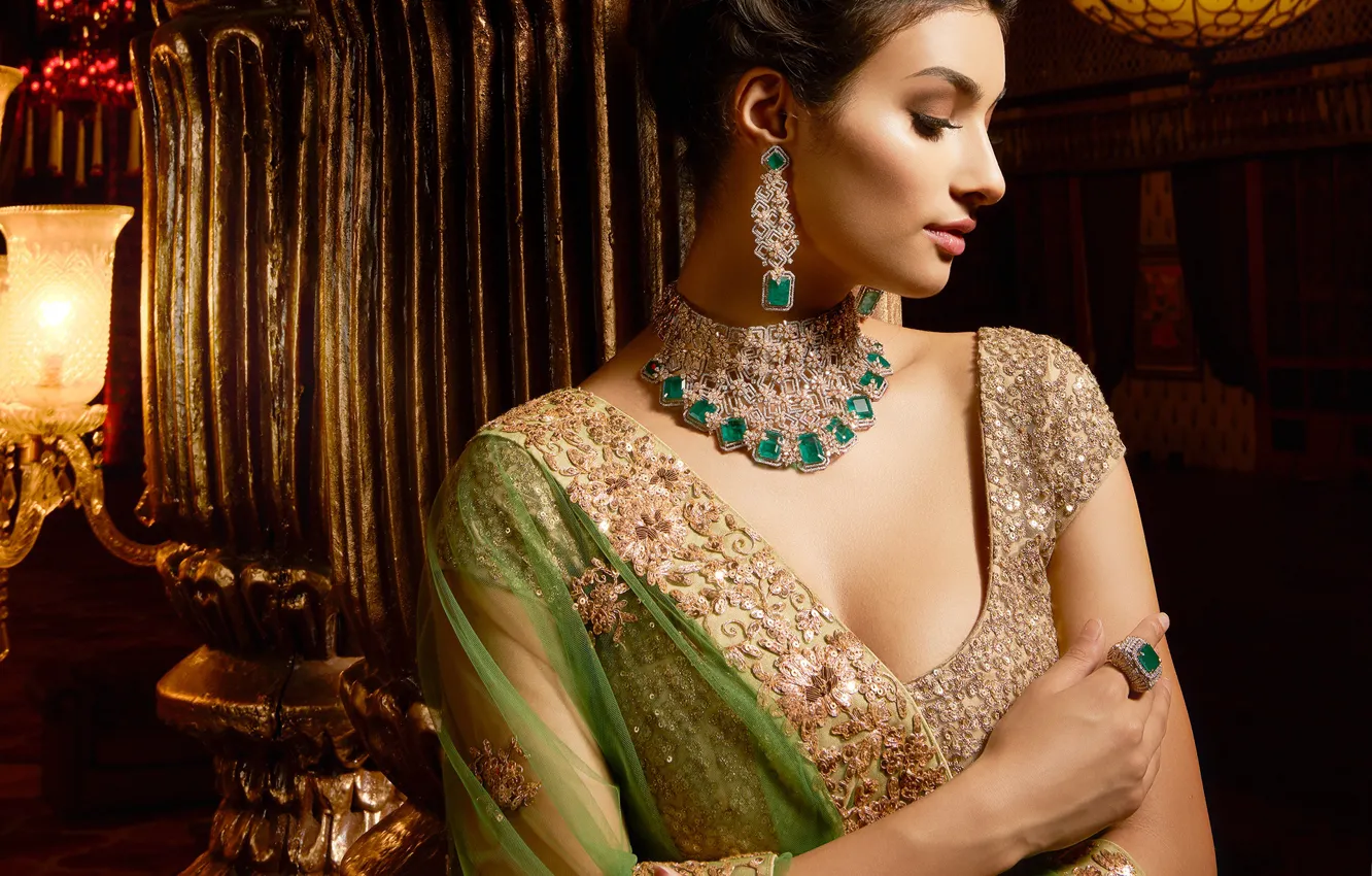 Photo wallpaper girl, hot, sexy, fashion, eyes, smile, beautiful, figure