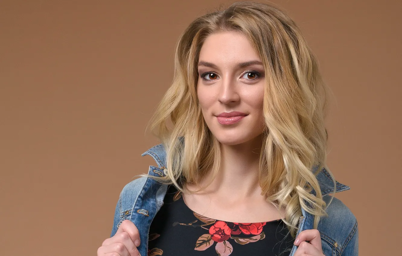 Photo wallpaper look, girl, smile, portrait