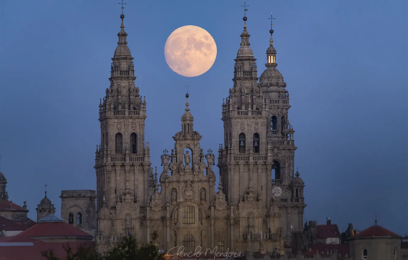 Photo wallpaper the city, Cathedral, architecture, Spain, Santiago