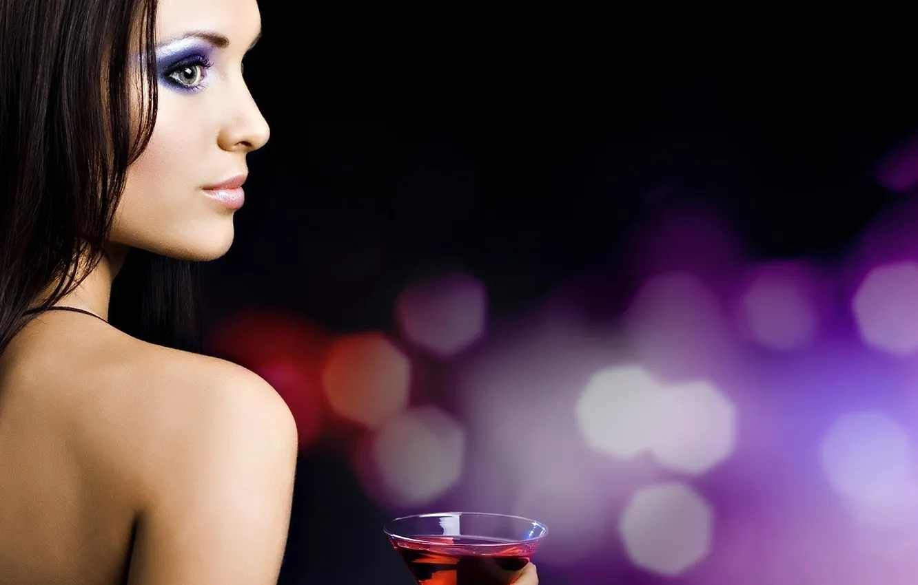 Photo wallpaper girl, glass, beautiful