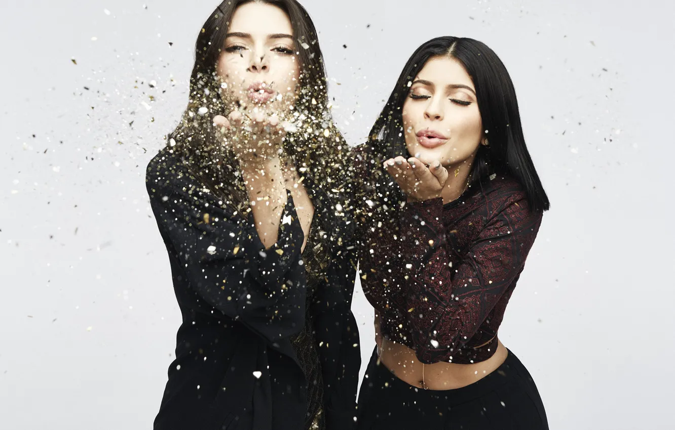 Photo wallpaper girl, Kylie Jenner, Kendall Jenner