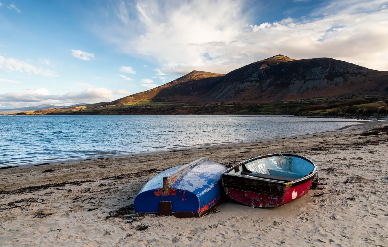Photo wallpaper sand, mountains, shore, boat, pond