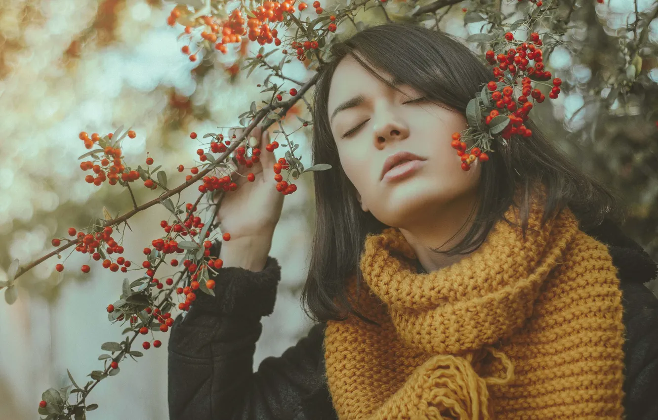 Photo wallpaper girl, branches, berries, mood, scarf, Naomi, hawthorn