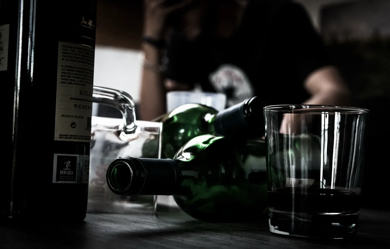 Photo wallpaper glass, bottle, prazdnik