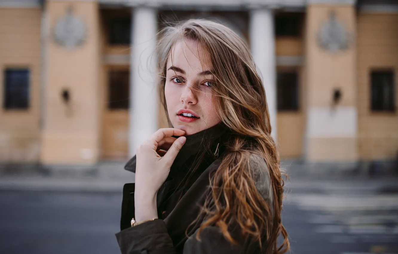 Photo wallpaper girl, city, sweetheart, model, clothing, feelings, building, touch