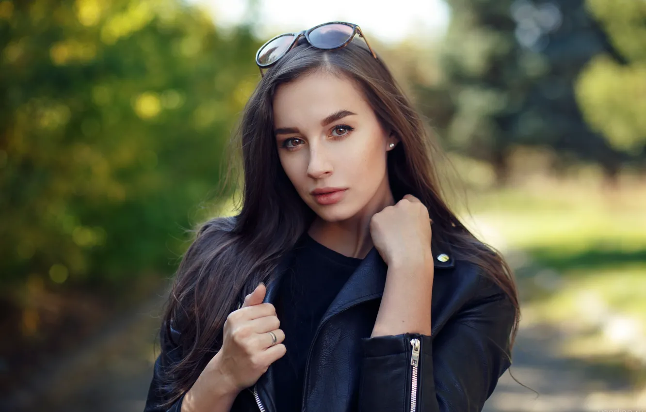 Photo wallpaper look, Girl, glasses, Evgeniy Bulatov