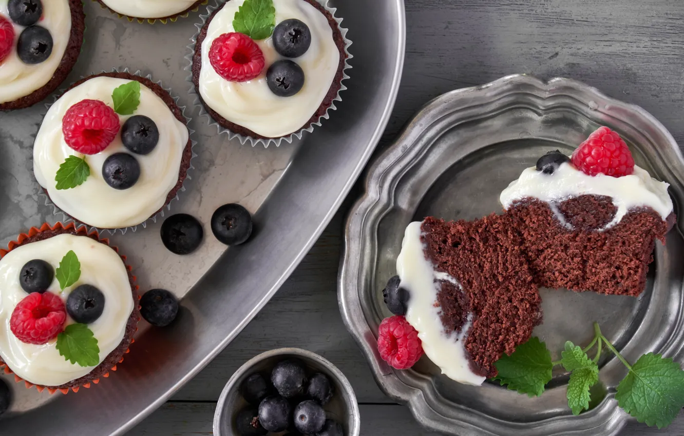 Photo wallpaper blueberries, cream, chocolate, cupcakes, Anya Ivanova