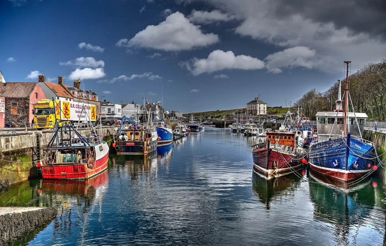 Photo wallpaper the sky, the sun, clouds, river, boat, home, pier, Scotland
