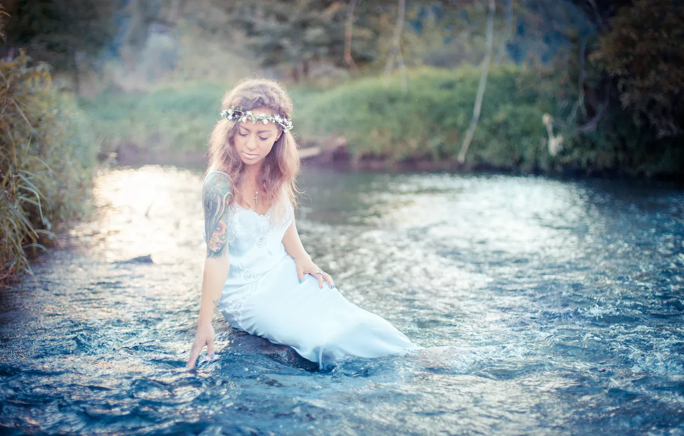 Photo wallpaper water, girl, pose