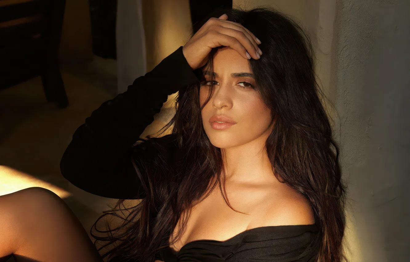 Photo wallpaper look, girl, light, face, sexy, photo, black, hair