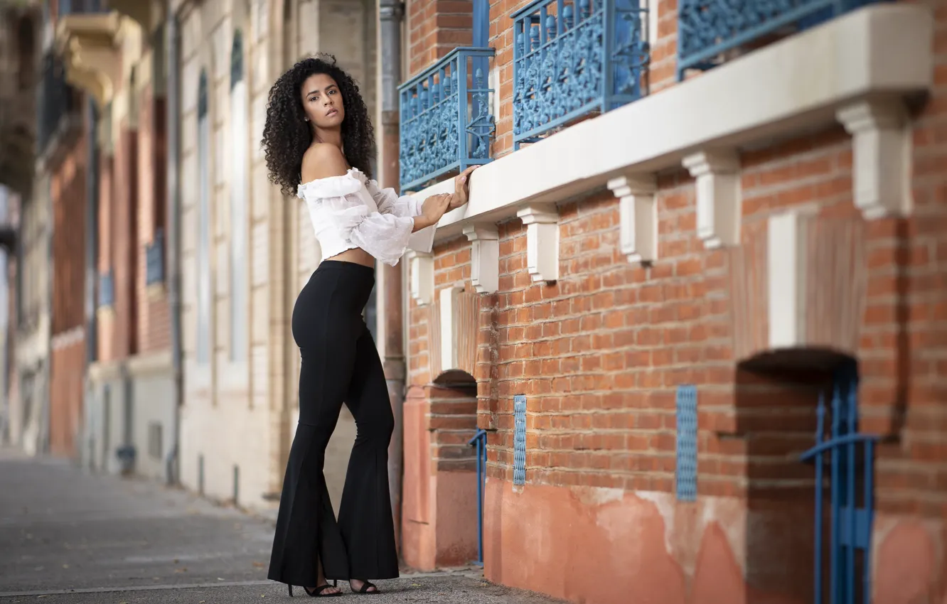 Photo wallpaper girl, pose, Alison