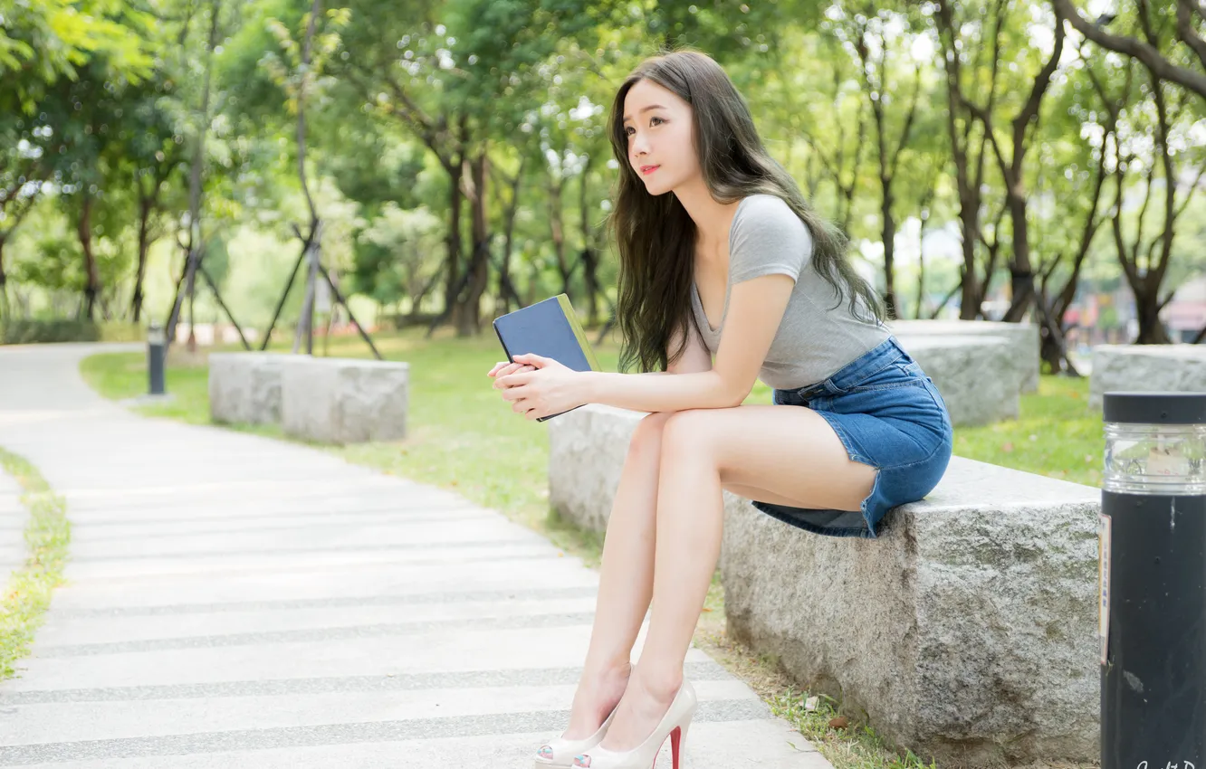 Photo wallpaper pose, Park, model, skirt, portrait, makeup, Mike, figure