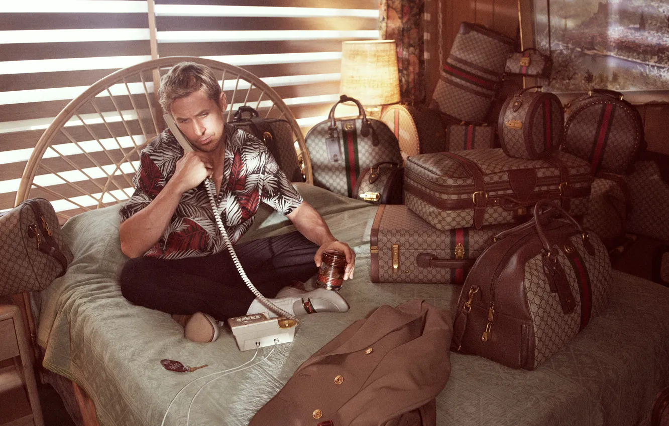 Photo wallpaper Male, Phone, Collection, Ryan Gosling, Ryan Gosling, Gucci, Suitcases, Guccis Spring 2022 collection