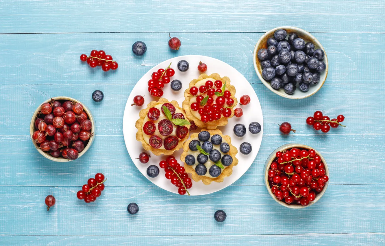 Photo wallpaper red, berries, Board, blueberries, plate, cake, bowl, placer