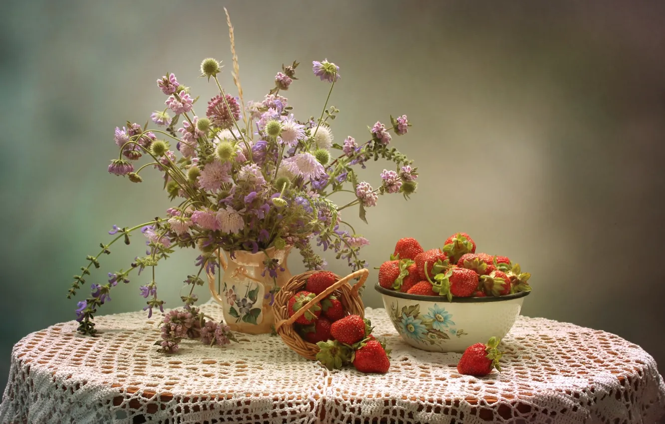 Photo wallpaper summer, bouquet, strawberry, scabious