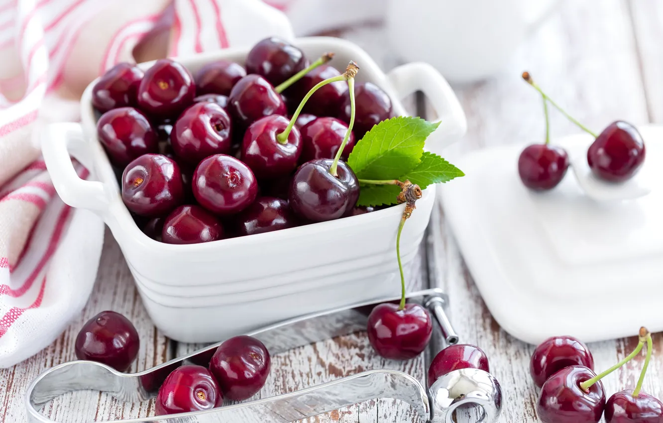 Photo wallpaper bowl, fruit, wood, cherry, Timolina