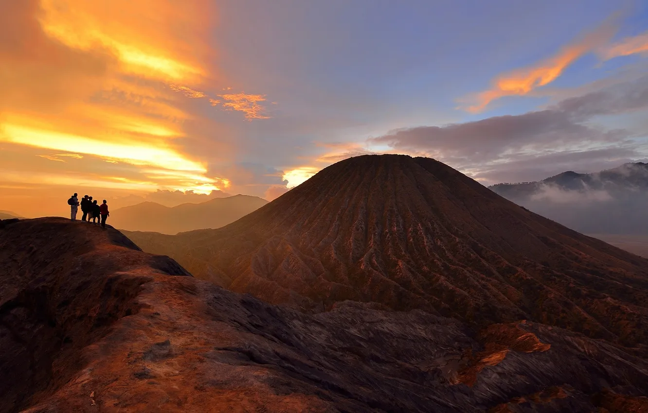 Photo wallpaper landscape, sunset, mountains