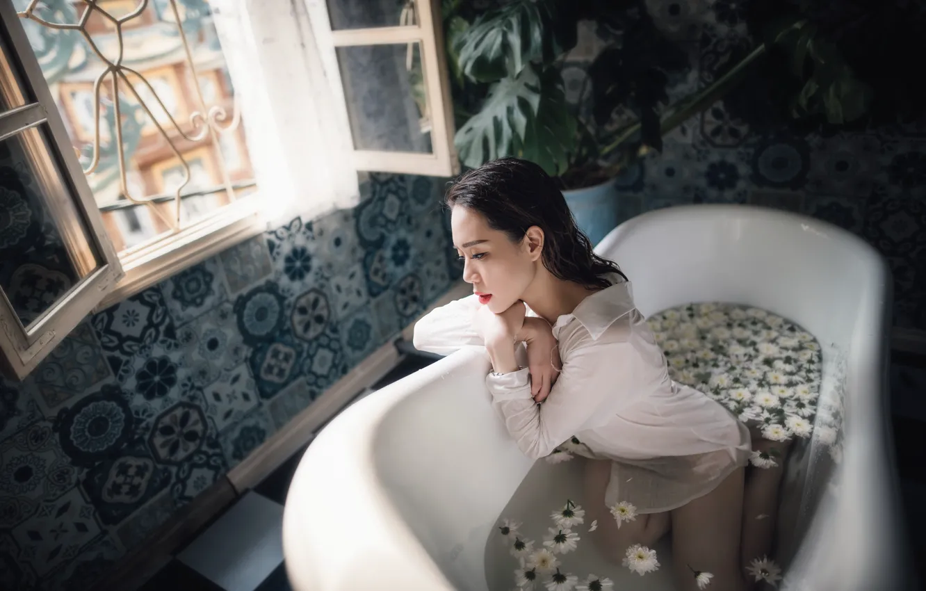 Photo wallpaper girl, window, bath
