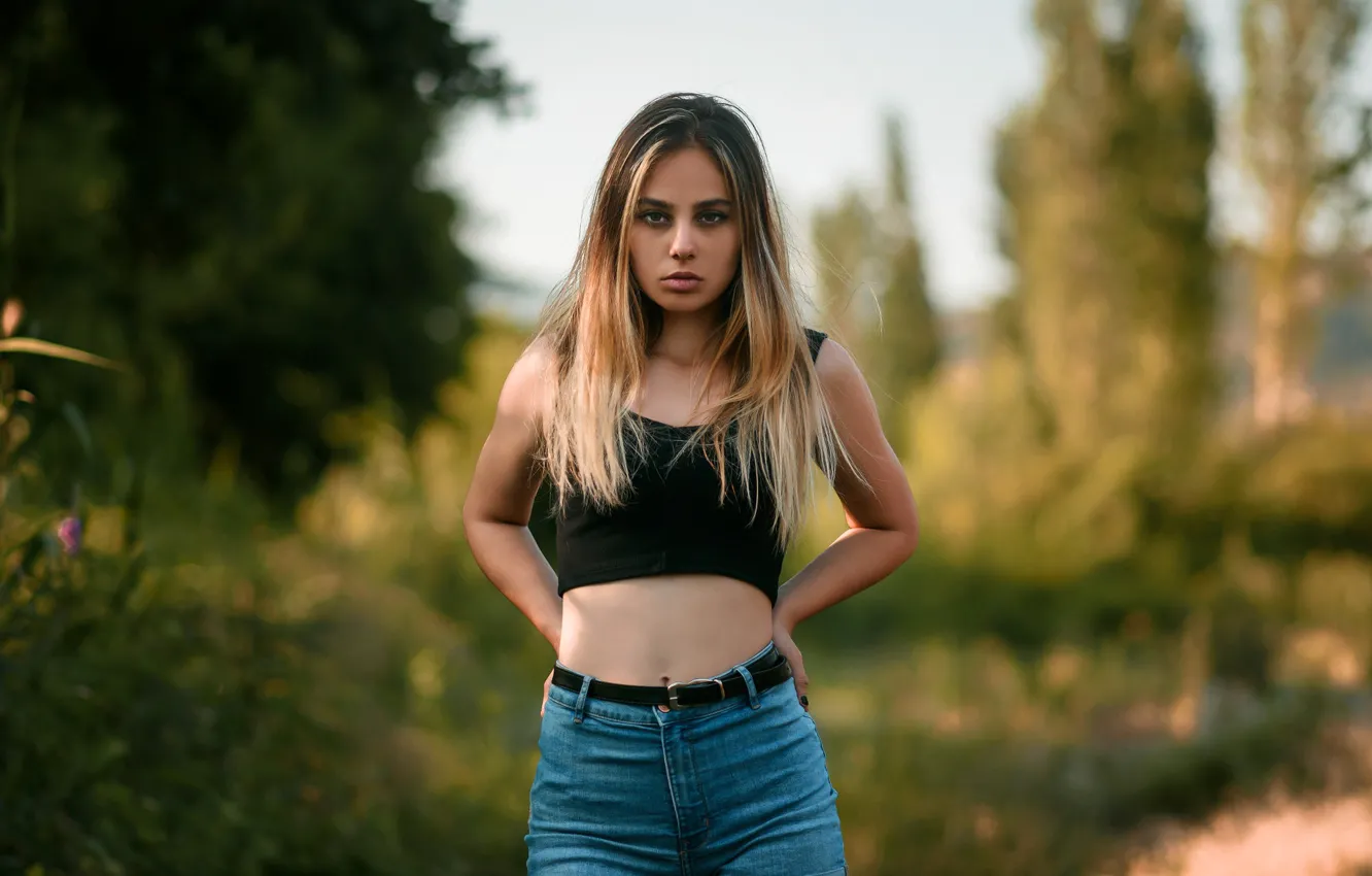 Photo wallpaper the sun, trees, nature, sexy, pose, model, portrait, jeans