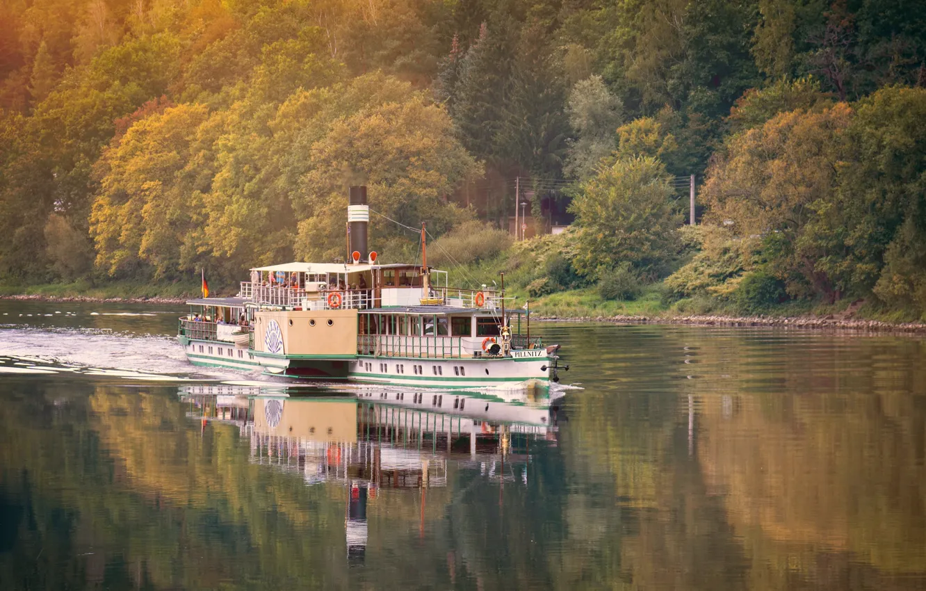 Photo wallpaper landscape, retro, steamer