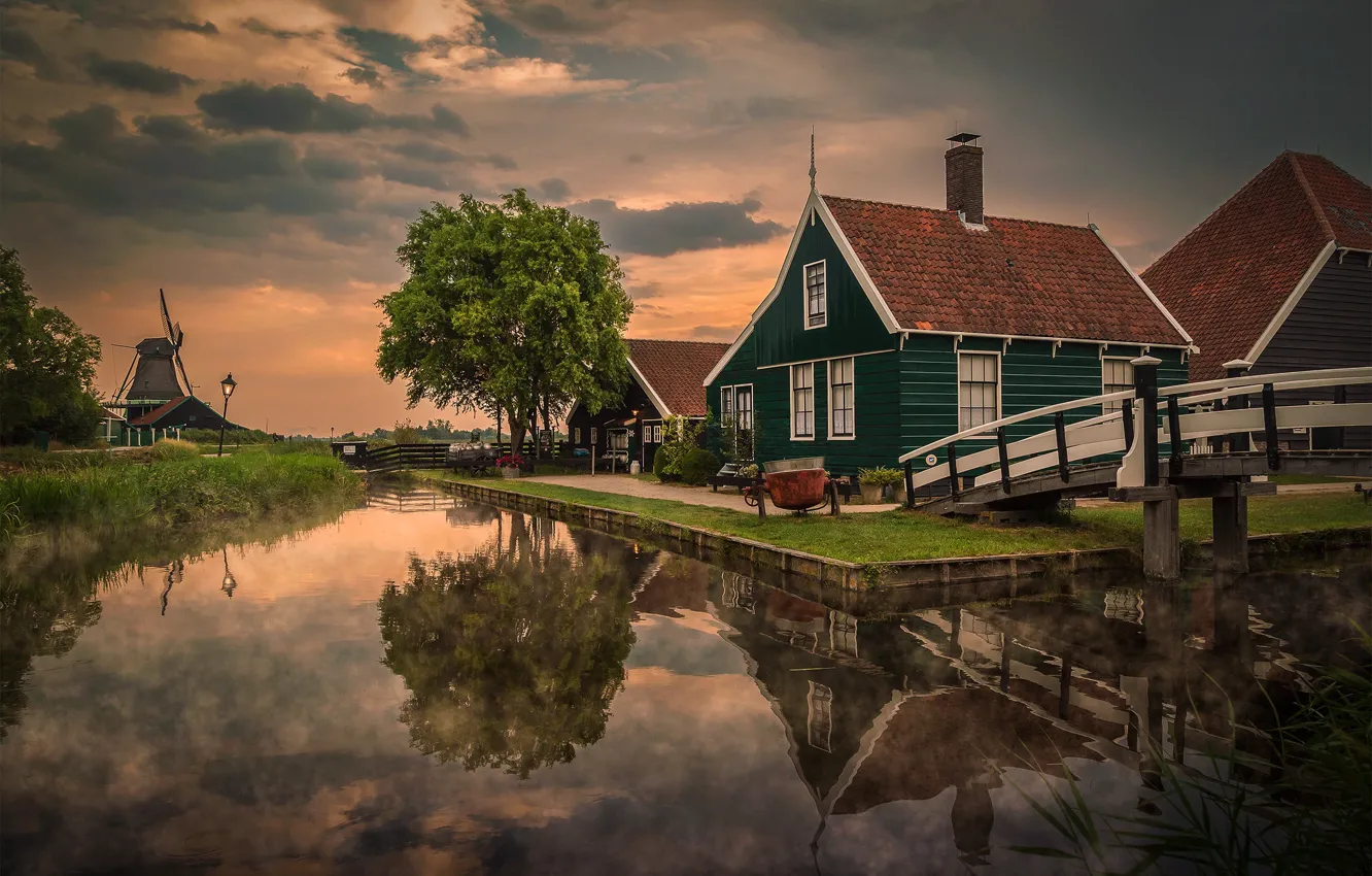 Photo wallpaper home, flowers, reflection, shore, channel, the evening, haze, house
