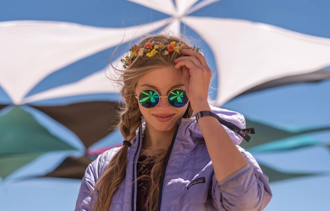 Photo wallpaper girl, smile, reflection, background, clothing, hair, glasses, braids