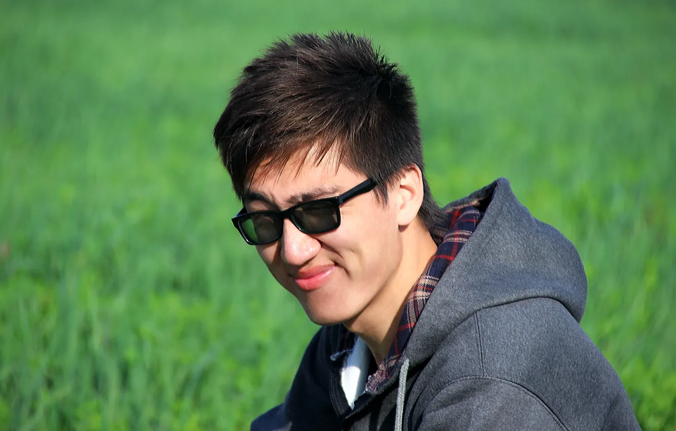 Photo wallpaper green, smile, hair, look, glasses, sunglasses, hood, hairstyle