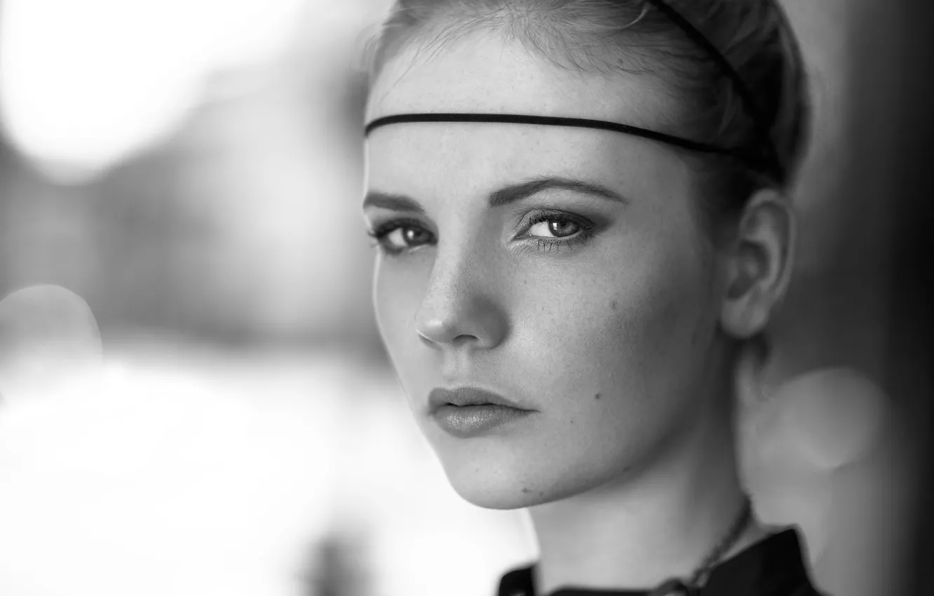 Photo wallpaper Lisanne Tamara, b/W, portr