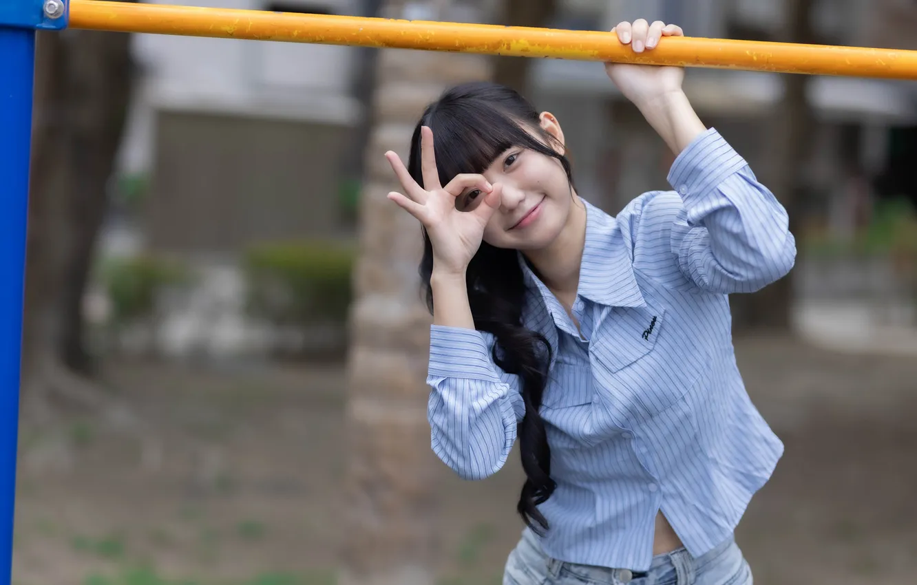 Photo wallpaper girl, smile, Asian, gesture