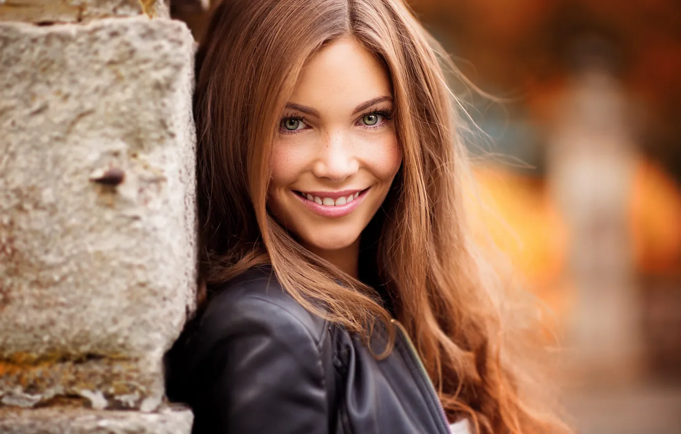 Photo wallpaper girl, face, sweetheart, teeth, makeup, jacket, freckles, light