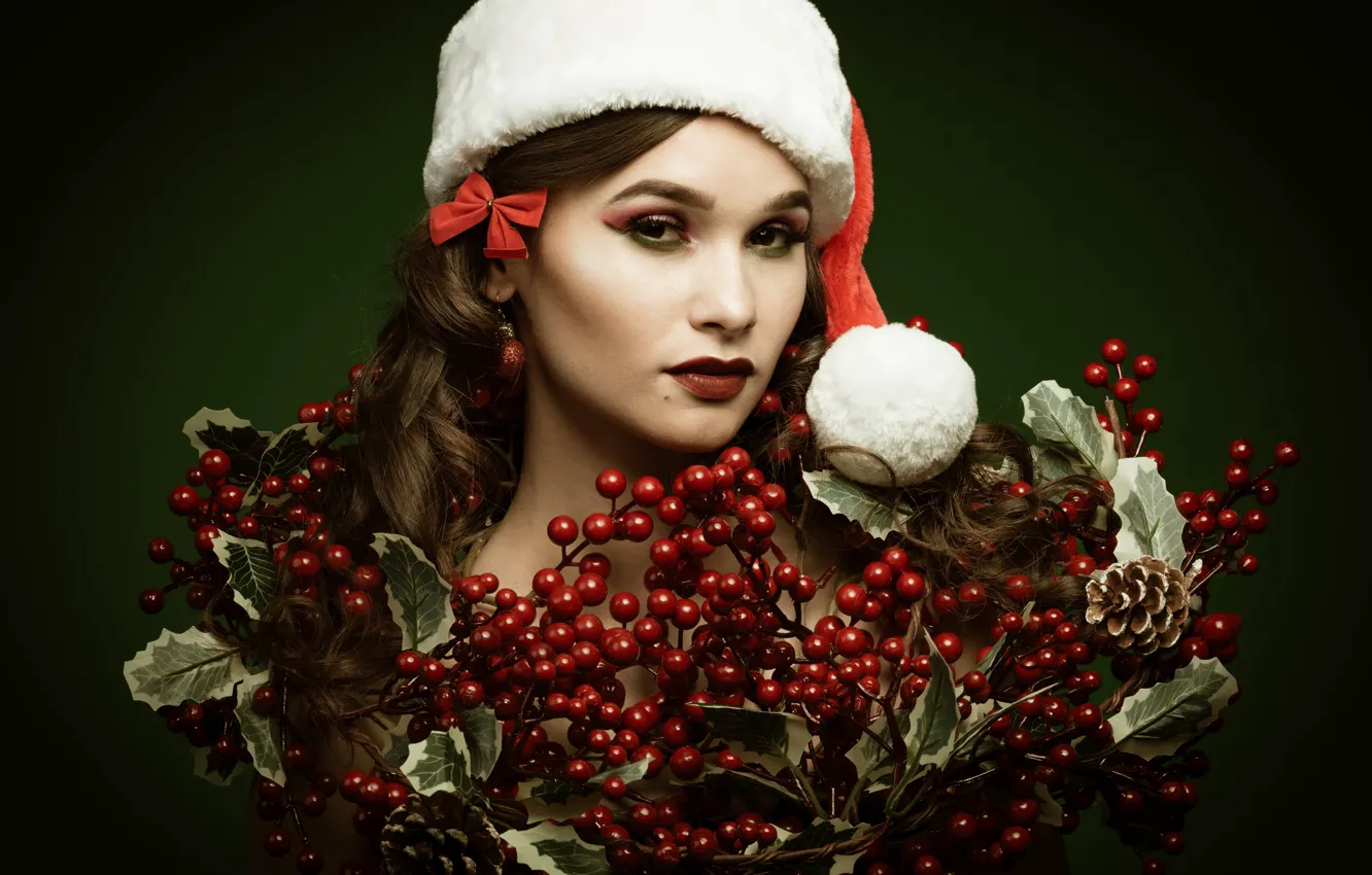 Photo wallpaper look, girl, face, berries, background, makeup, Christmas, cap