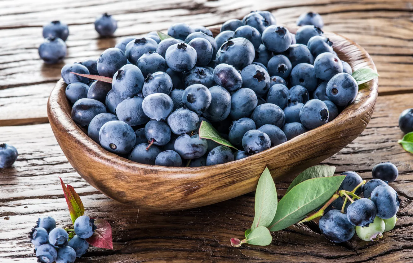 Photo wallpaper berries, blueberries, basket, fresh, wood, blueberry, berries