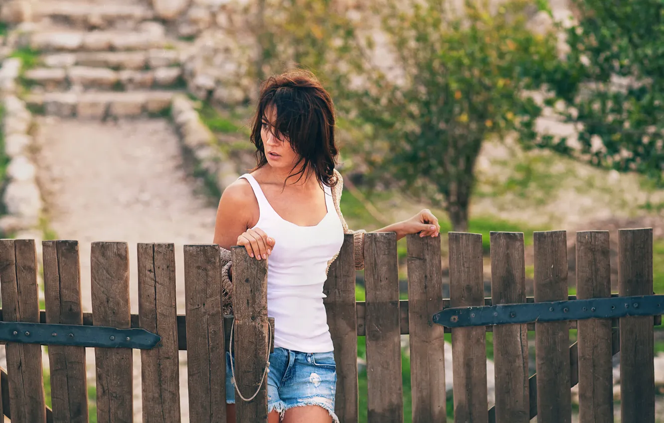 Photo wallpaper girl, the fence, shorts, village, wicket, Lena, Lashon Rise