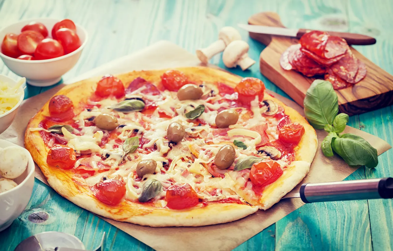 Photo wallpaper mushrooms, cheese, pizza, tomatoes, olives, sausage, delicious, bacon