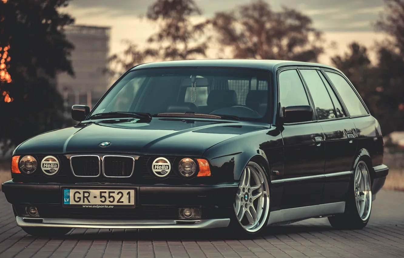 Photo wallpaper BMW, E34, Touring, 525