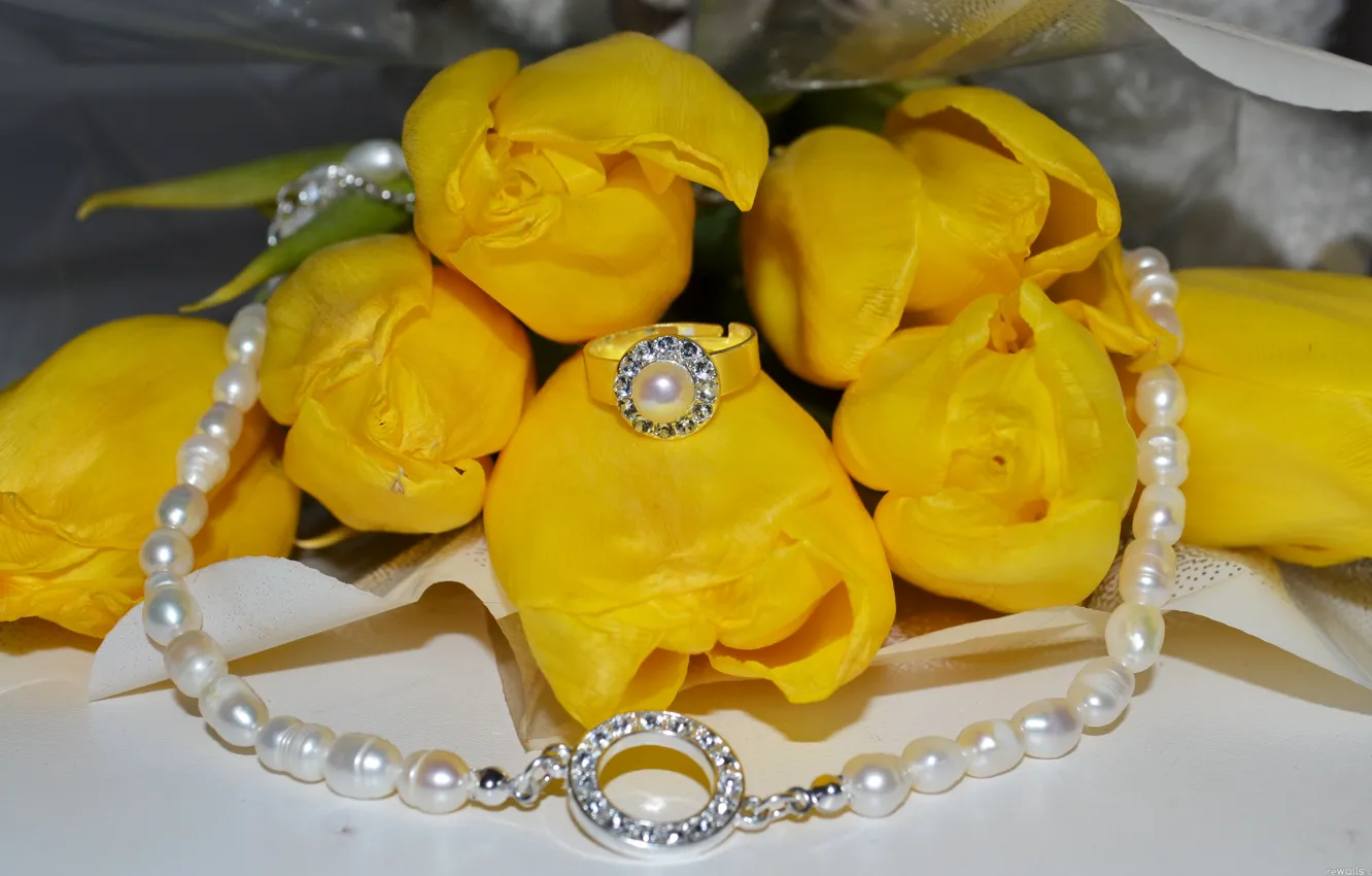 Photo wallpaper decoration, flowers, yellow, roses, ring, tulips, buds, necklace
