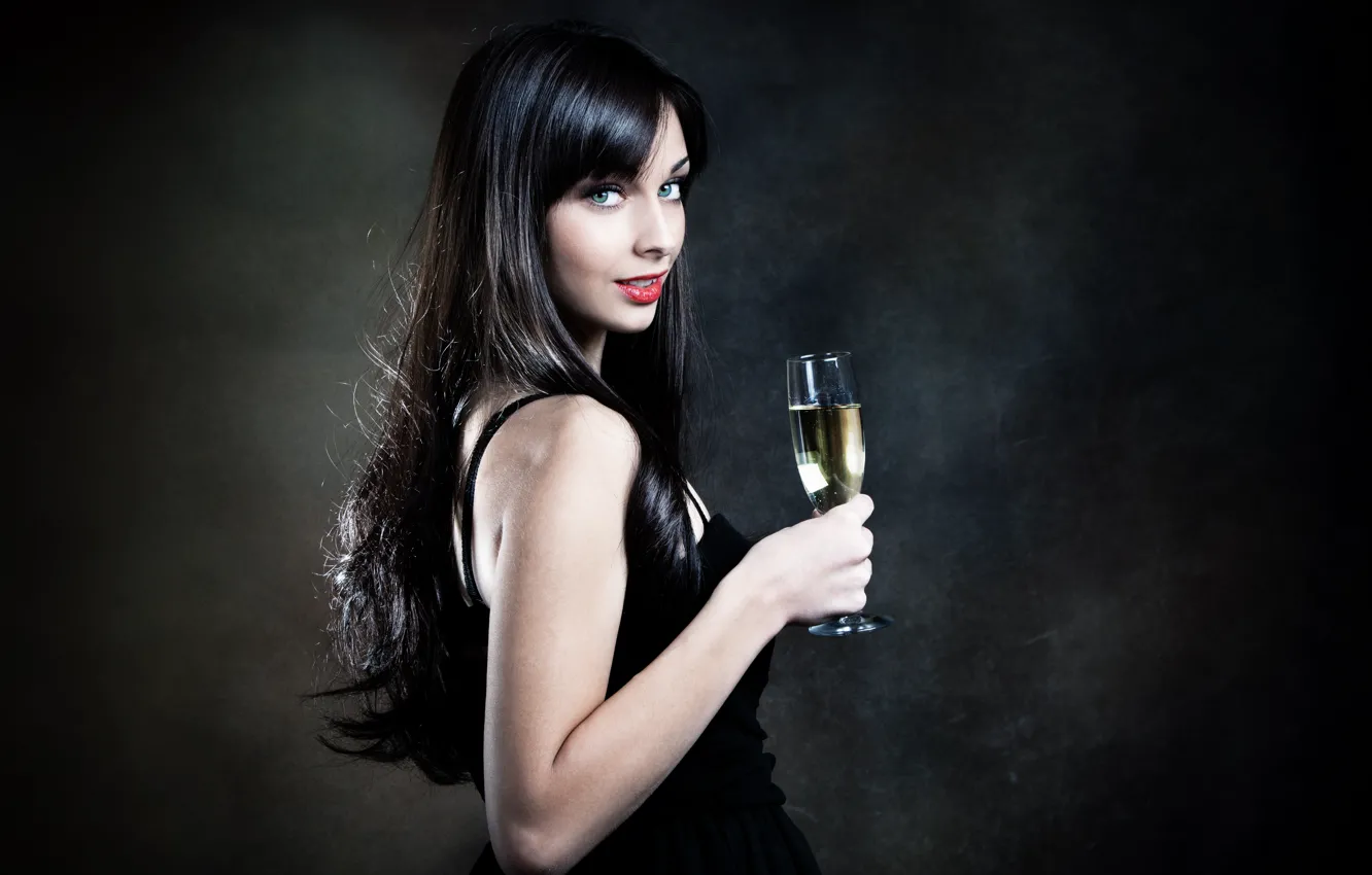 Photo wallpaper girl, glass, champagne