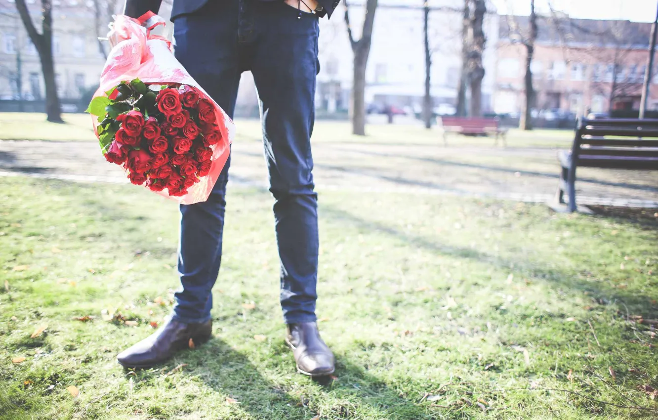 Photo wallpaper male, bouquet, shop, shoes, grass, feet, waiting for
