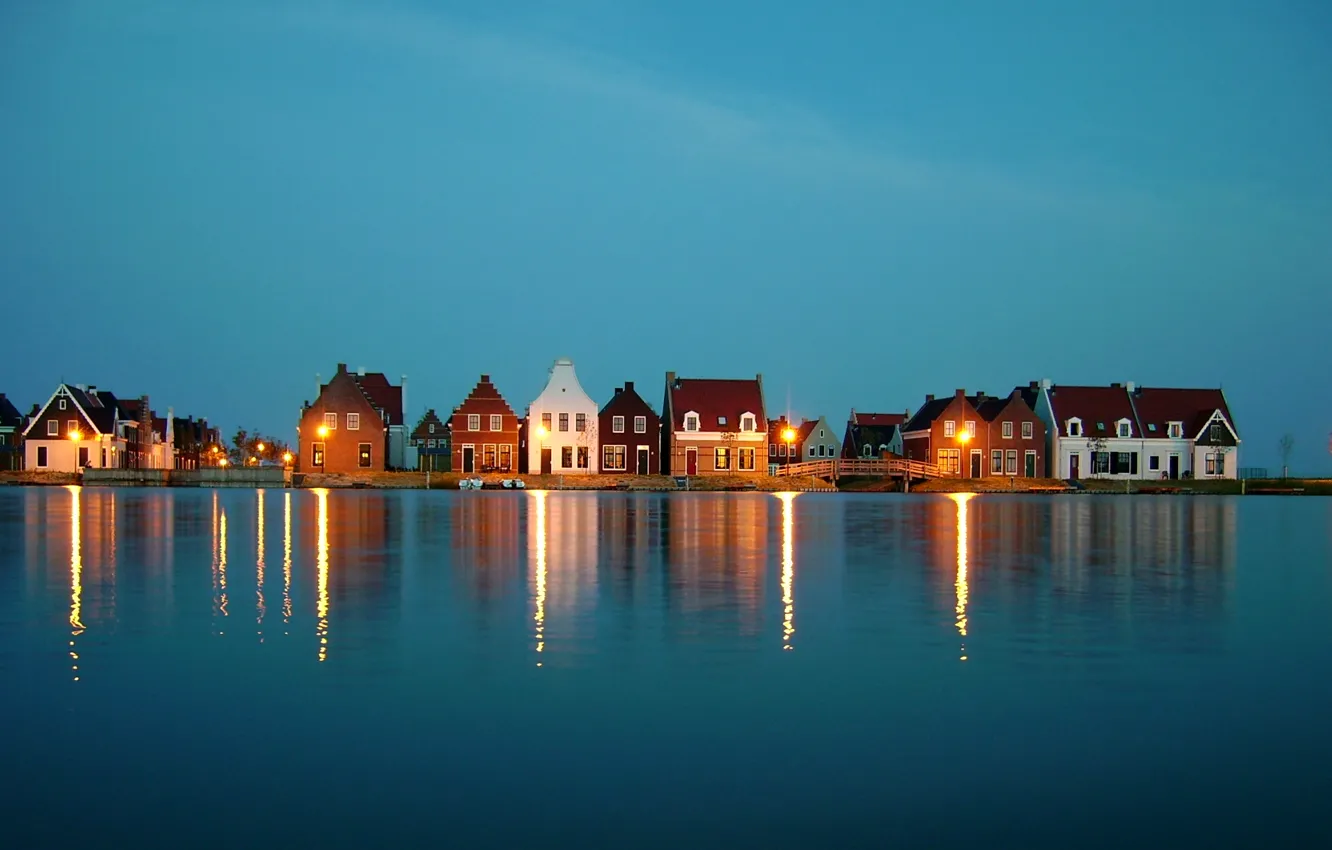 Photo wallpaper water, houses, esontown