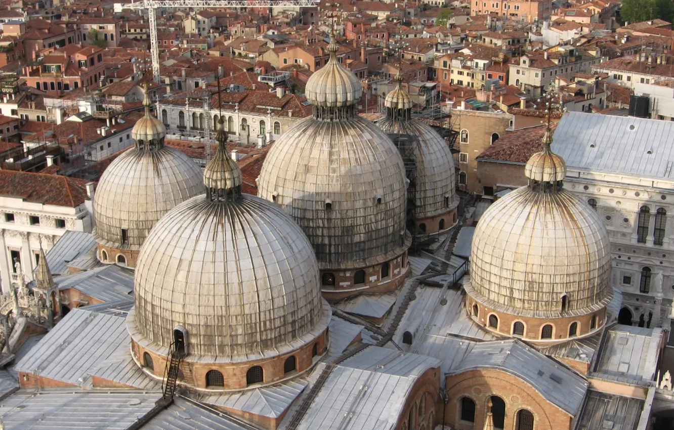 Photo wallpaper roof, the city, the dome