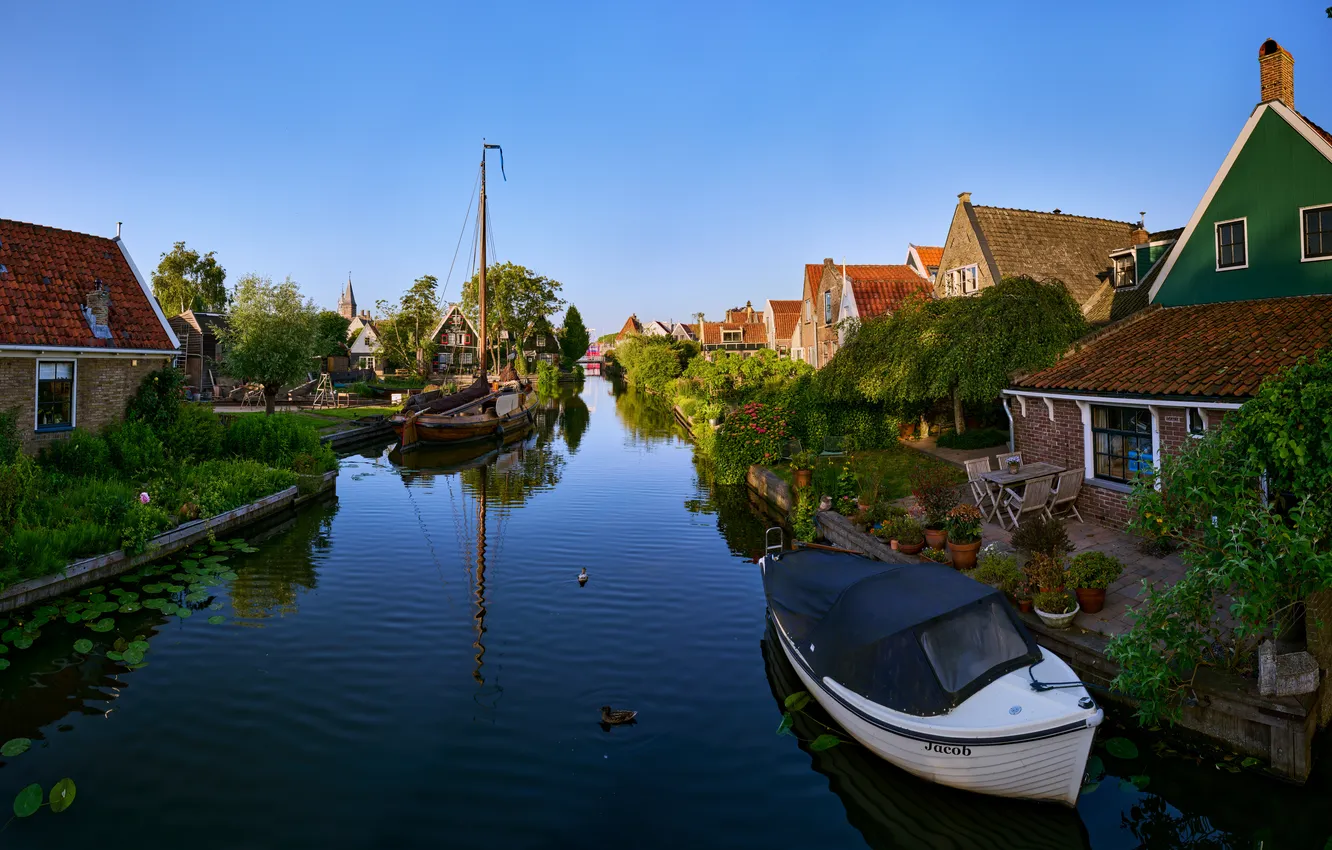 Photo wallpaper boat, home, lies, Netherlands, Holland, water channel, Edam