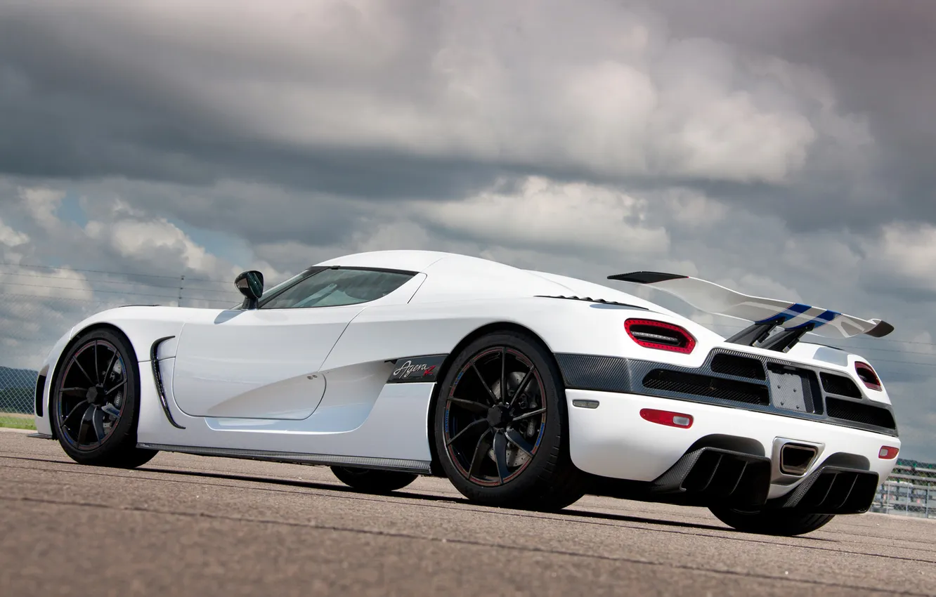 Photo wallpaper machine, Koenigsegg, supercar, white, agera R, Koenigsegg, Agera R
