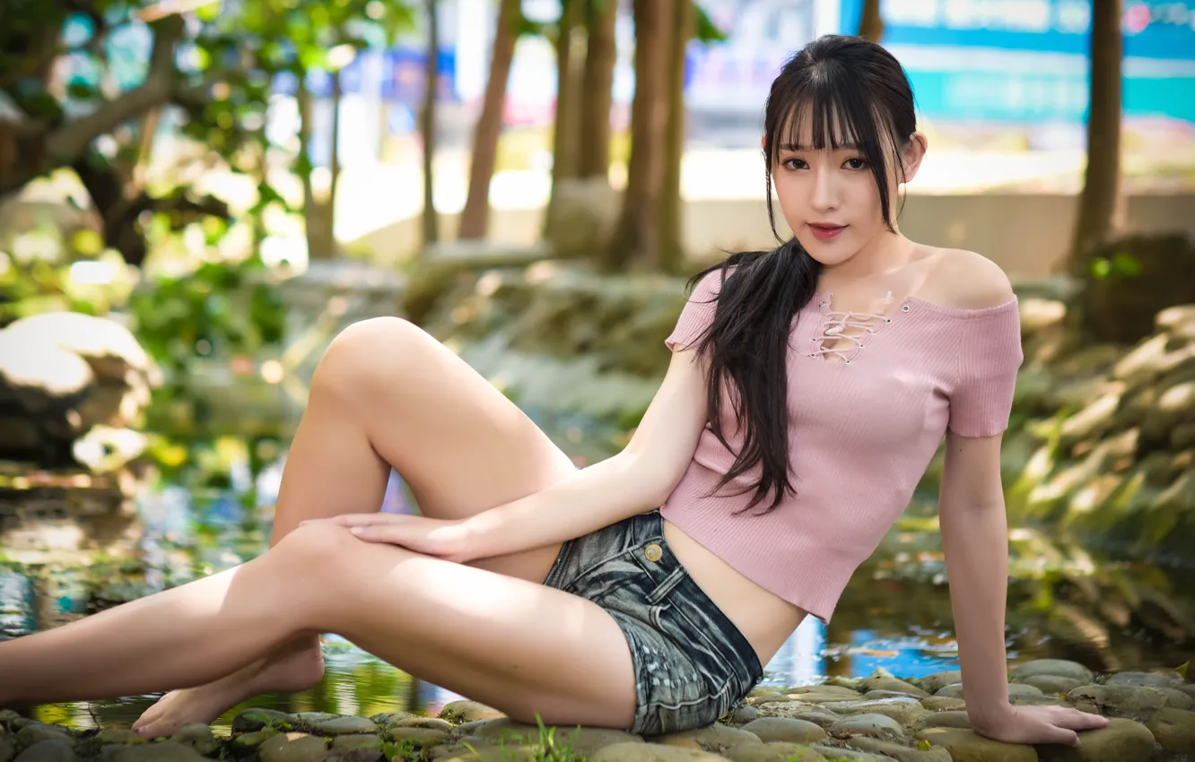 Photo wallpaper summer, girl, face, figure, shorts, legs
