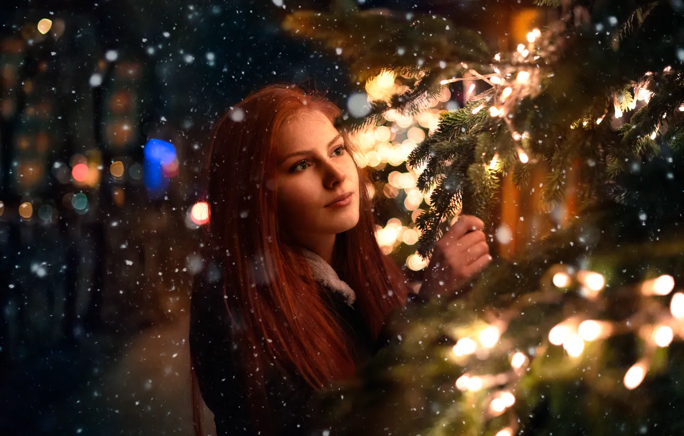 Photo wallpaper girl, snow, lights, tree