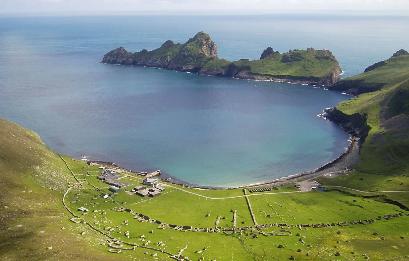 Photo wallpaper sea, grass, photo, shore, settlement