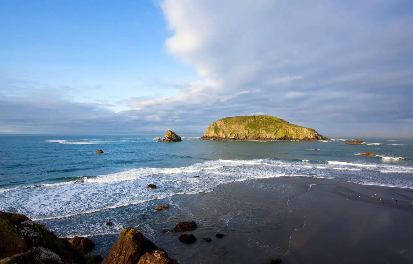 Photo wallpaper sea, clouds, rocks, horizon, breeze