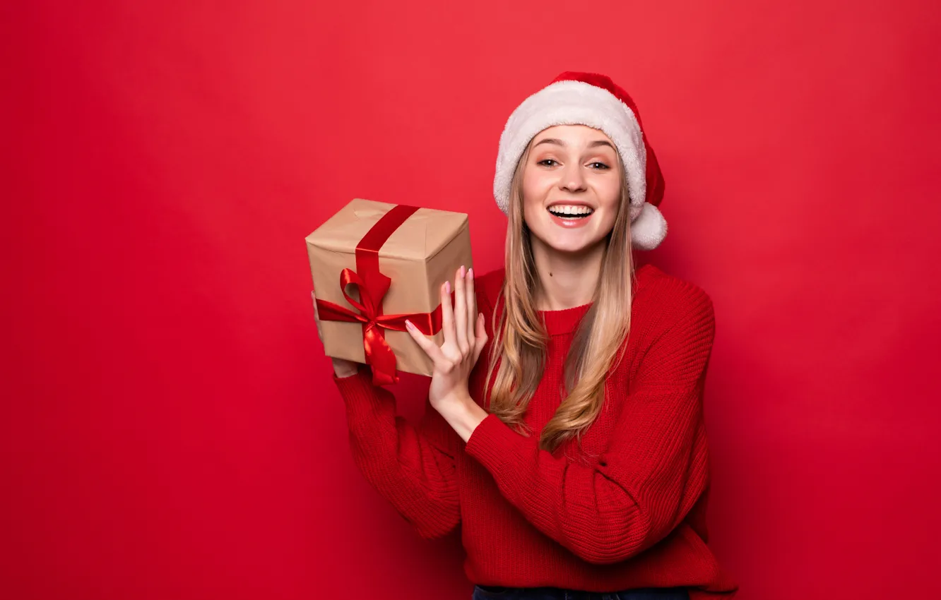 Photo wallpaper look, girl, joy, red, pose, smile, box, gift