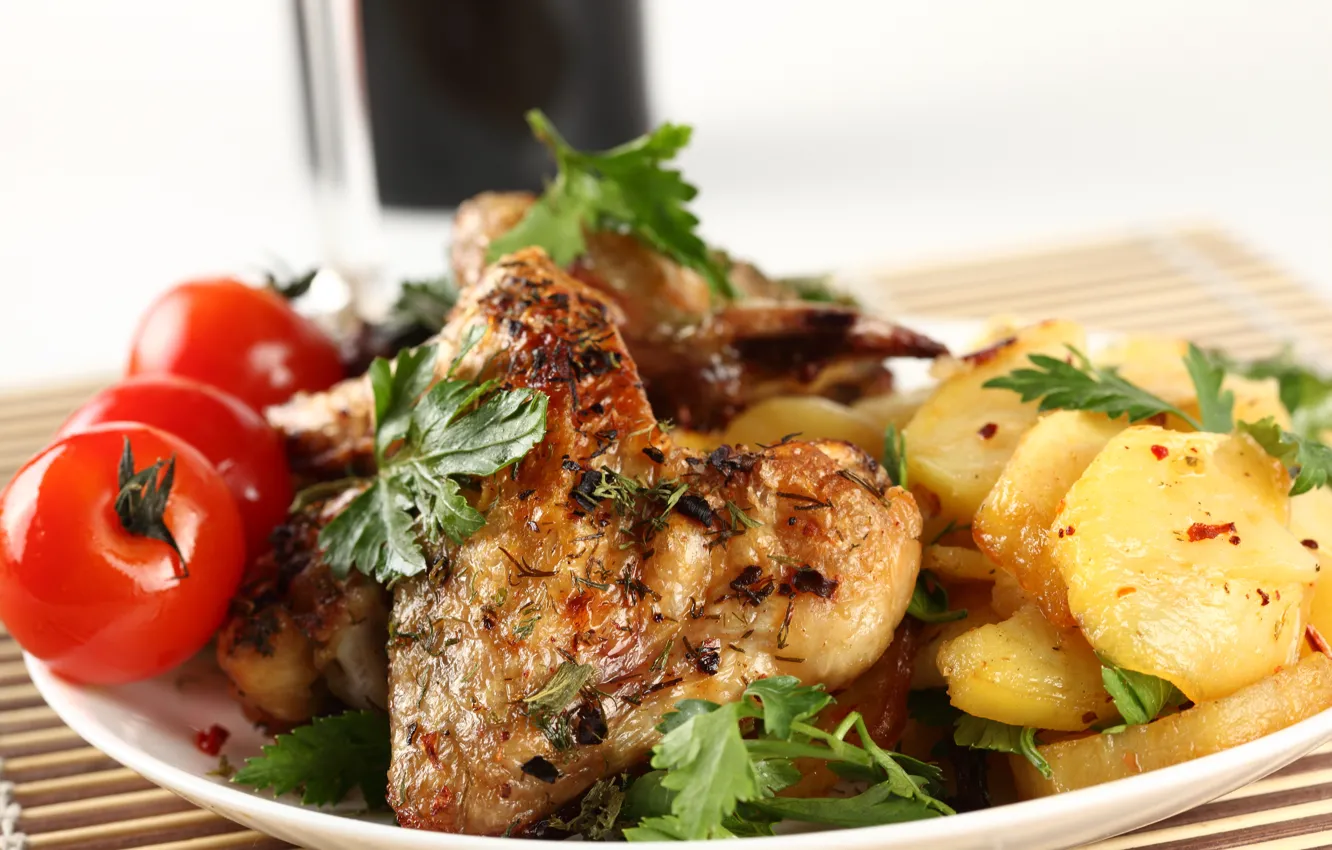 Photo wallpaper greens, food, chicken, tomatoes, potatoes