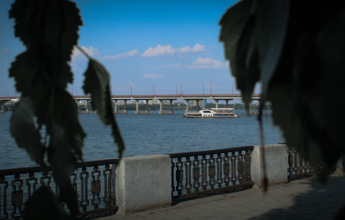 Photo wallpaper city, bridge, ship
