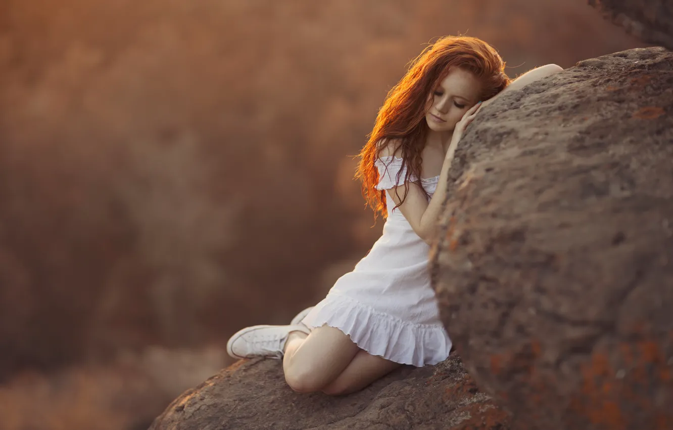 Photo wallpaper pose, red, bokeh, girl, dress